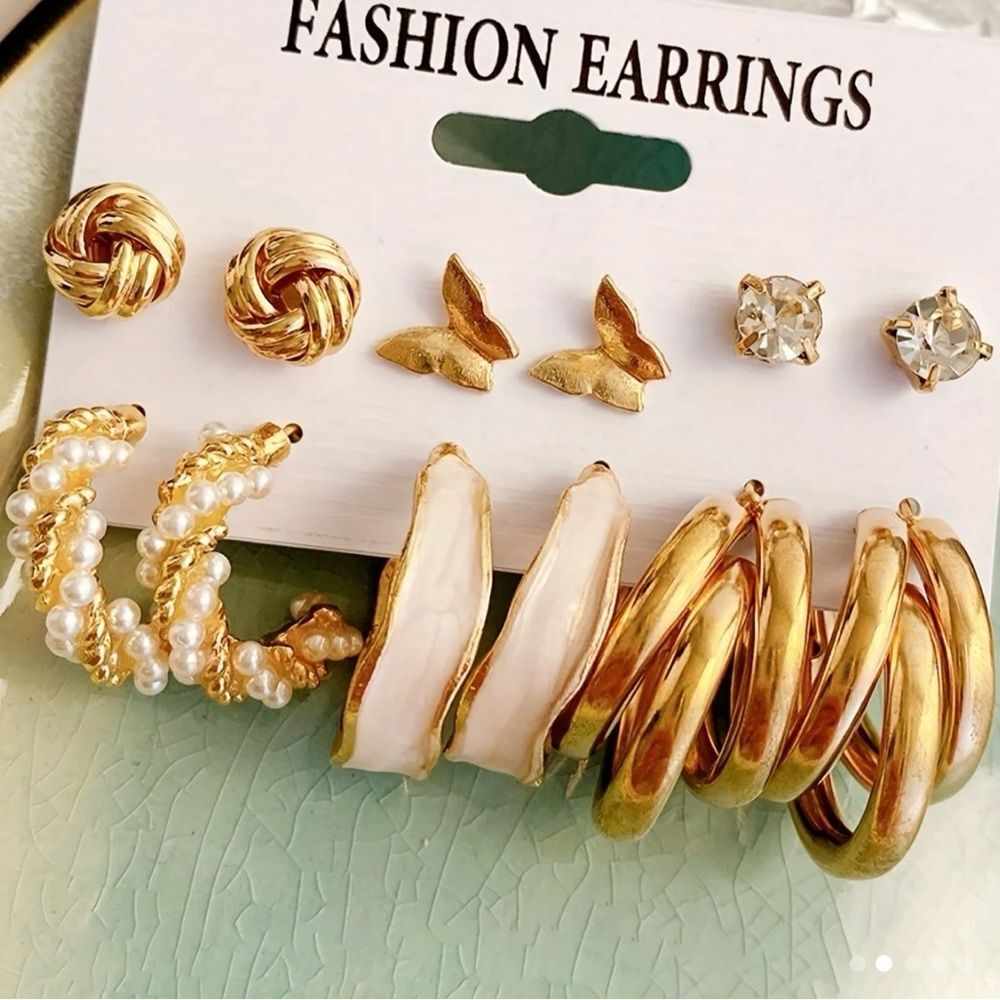 6 PCS Stud Earrings & Hoops Earrings